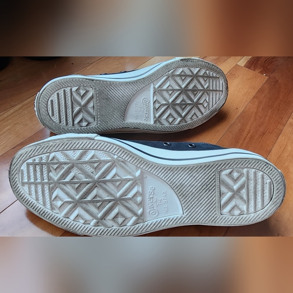 Chuck Taylor All Star Leather Pony Hair Low Top size 7.5 [38 EU] - Picture 9 of 10